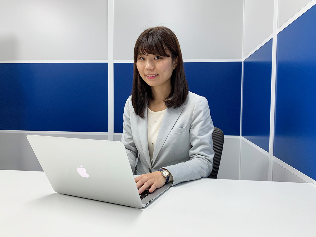 先輩の声 小林 真理菜 Sms Group 先輩の声 小林 真理菜 Sms Group